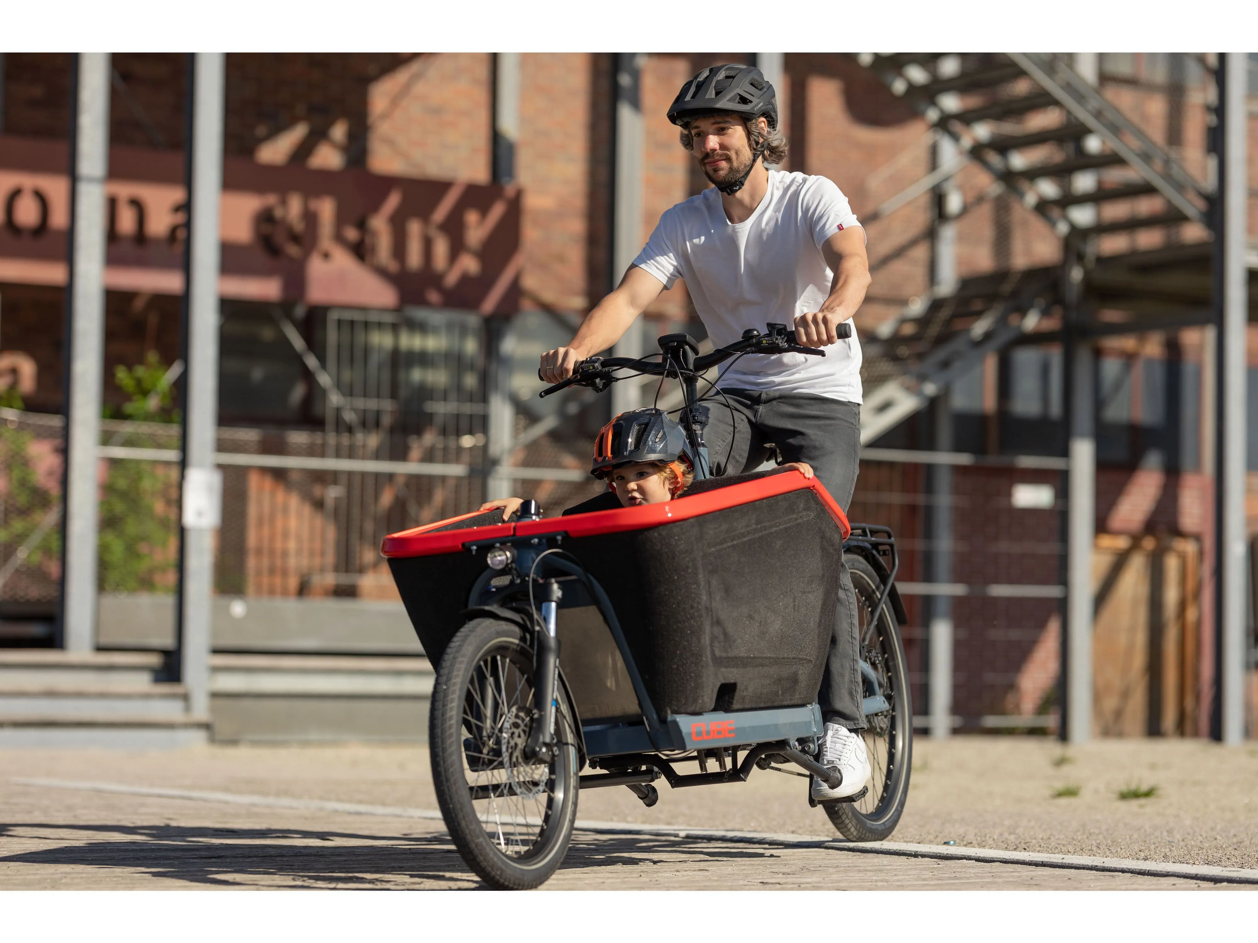 Cube Cargo Sport Hybrid 500