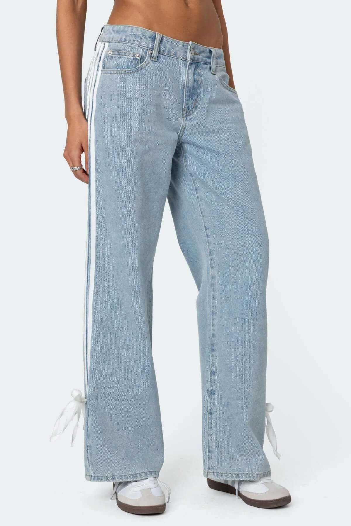 Glow Chic's Loose Wide-leg Jeans