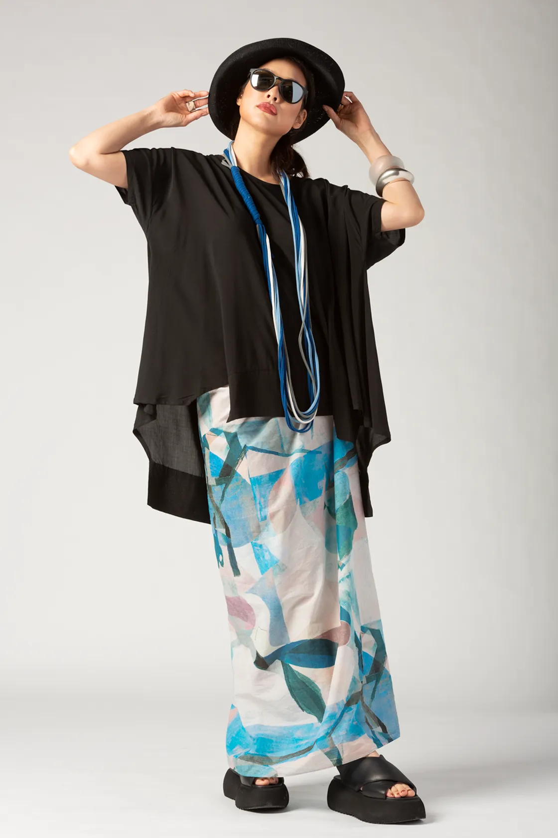 LUUKAA Scarf/Cover Up in Blue Print