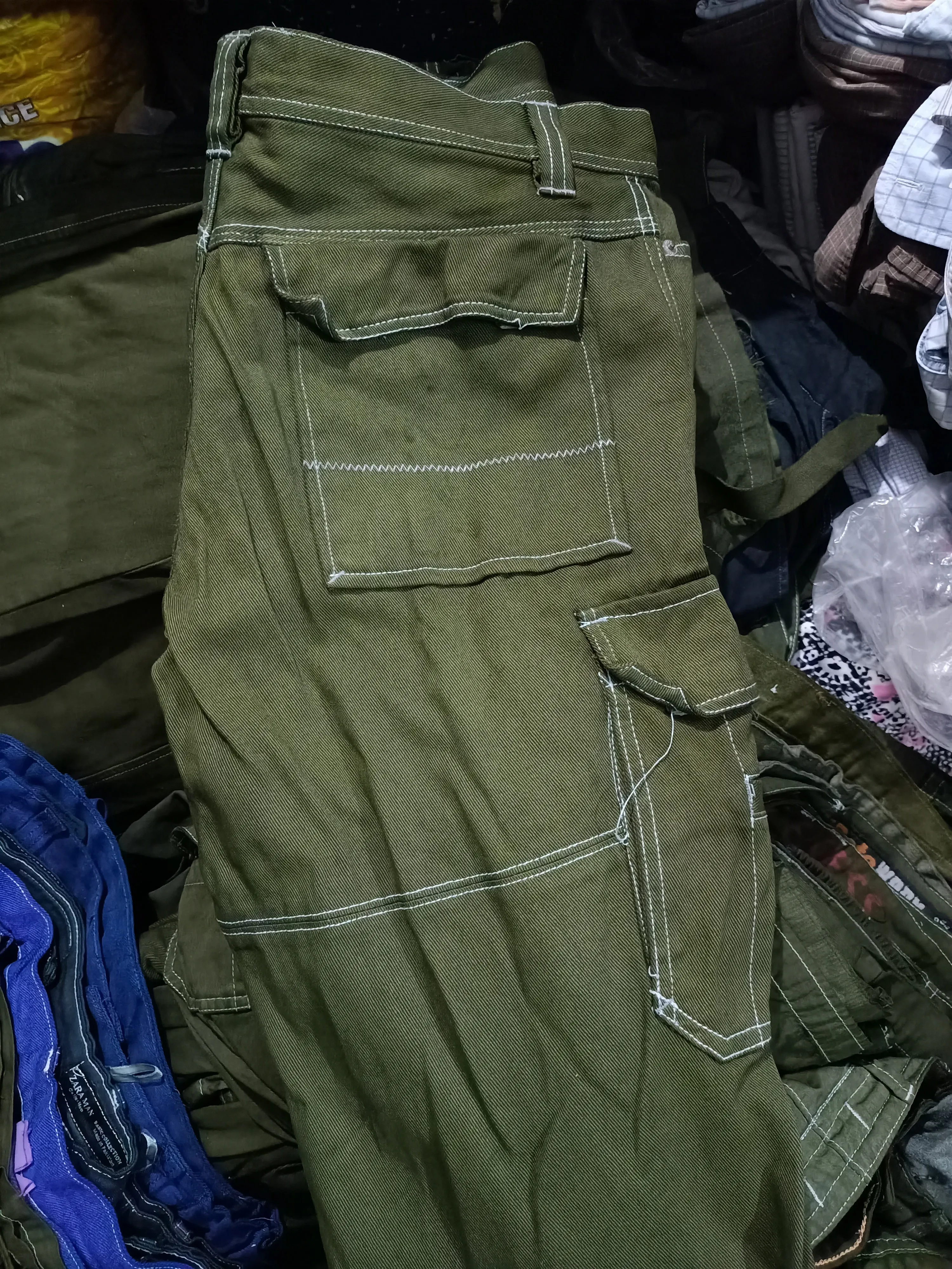 Mens cargo