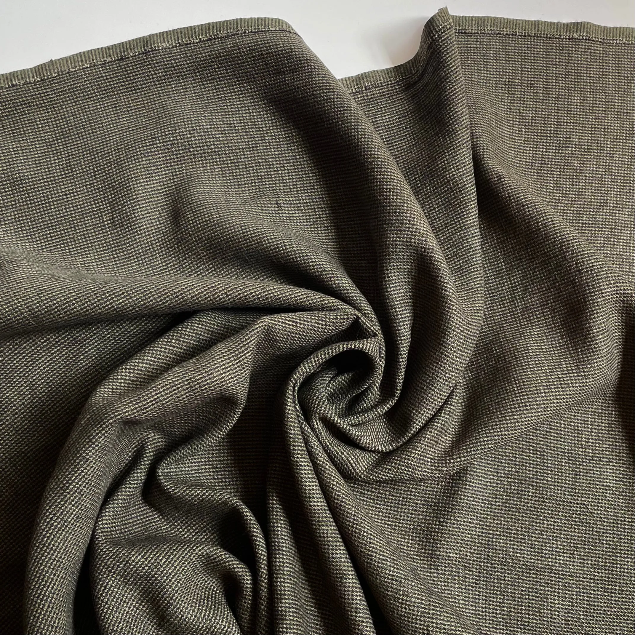 Merchant & Mills : EU Linen / Cotton - Frontier Forest / Black