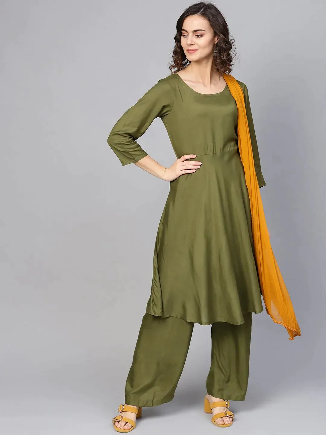 Women Olive Green Solid Kurta With Palazzos & Dupatta